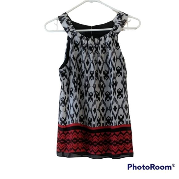 AB Studio Tops - Women's Black and Red Multicolored Patterned Sleeveless Blouse Sizen
